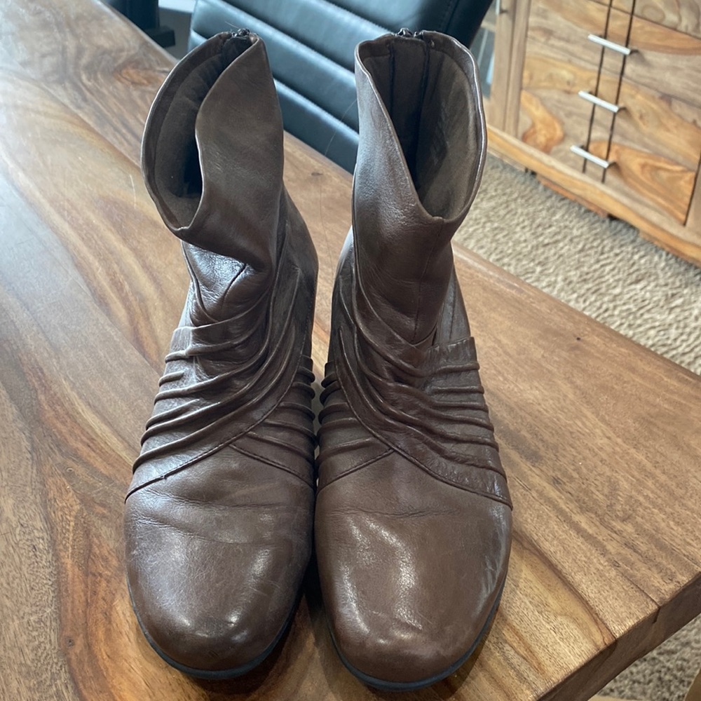 Cobb Hill heeled booties